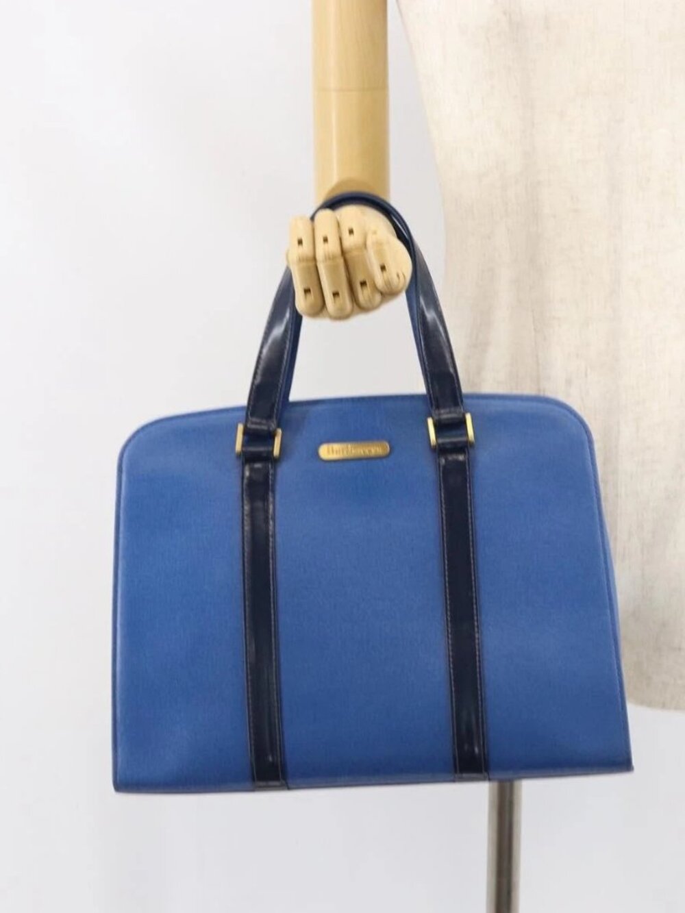 Burberrys Hand Bag Leather Blue Gold Auth 159091 - Picture 15 of 16